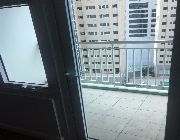 UNFURNISHED ONE BEDROOM UNIT FOR SALE AT TWO SERENDRA -- Land -- Metro Manila, Philippines