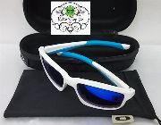 OAKLEY CHAINLINK BLUE POLARIZED LENS / WHITE FRAME -- Eyeglass & Sunglasses -- Metro Manila, Philippines