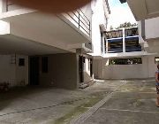Townhouse in Mindanao Avenue -- Townhouses & Subdivisions -- Quezon City, Philippines