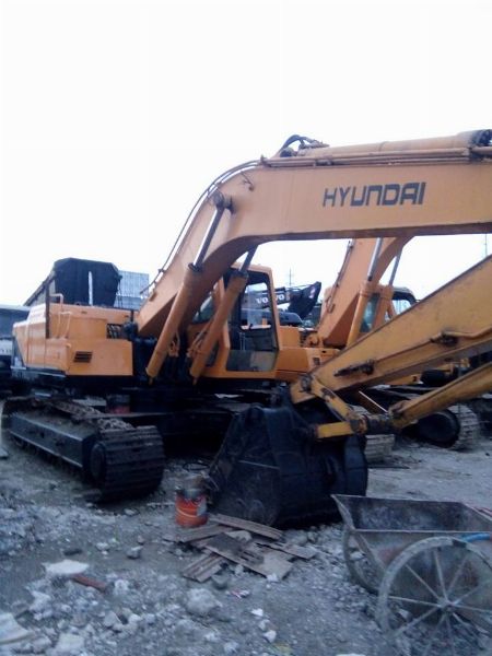 Backhoe,Hyundai,R2000LC -- Trucks & Buses -- Bacoor, Philippines