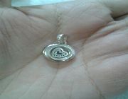authentic Pandora small locket -- Jewelry -- Metro Manila, Philippines
