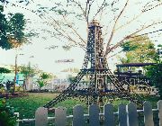 eiffel tower, prop, display -- Arts & Entertainment -- Metro Manila, Philippines