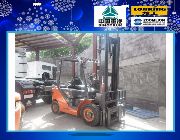 Forklift -- Other Vehicles -- Metro Manila, Philippines