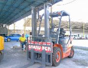 forklift -- Trucks & Buses -- Metro Manila, Philippines