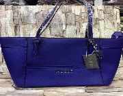 #GUESS #guessbag #fashion #totebags -- Bags & Wallets -- Metro Manila, Philippines
