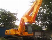 backhoe -- Trucks & Buses -- Quezon City, Philippines