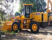 payloader -- Trucks & Buses -- Quezon City, Philippines