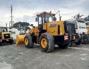 payloader -- Trucks & Buses -- Quezon City, Philippines