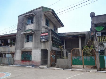 Caloocan -- House & Lot -- Caloocan, Philippines