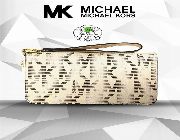MICHAEL KORS LADIES WALLET - MK ZIPPY WALLET -- Shoes & Footwear -- Metro Manila, Philippines
