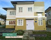 Townhouse -- Townhouses & Subdivisions -- Cavite City, Philippines