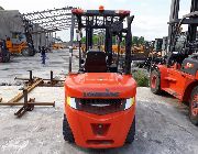 Forklift -- Other Vehicles -- Quezon City, Philippines