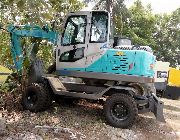 Hydraulic Excavator -- Other Vehicles -- Quezon City, Philippines