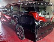 TOYOTA ALPHARD VAN -- Luxury SUV -- Metro Manila, Philippines