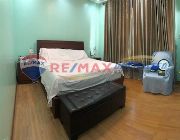 TOWNHOUSE FOR SALE DIESEL PALANAN MAKATI CITY -- Condo & Townhome -- Makati, Philippines