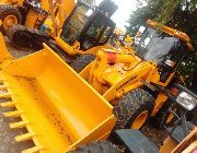 Wheel Loader -- Other Vehicles -- Quezon City, Philippines