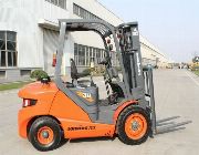 Forklift -- Other Vehicles -- Quezon City, Philippines