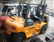 Forklift -- Other Vehicles -- Valenzuela, Philippines