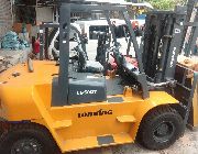 Forklift -- Other Vehicles -- Valenzuela, Philippines