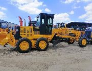 heavy equipments -- Trucks & Buses -- Cavite City, Philippines