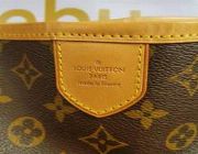 Authentic Louis Vuitton Delightful GM Monogram -- Bags & Wallets -- Metro Manila, Philippines