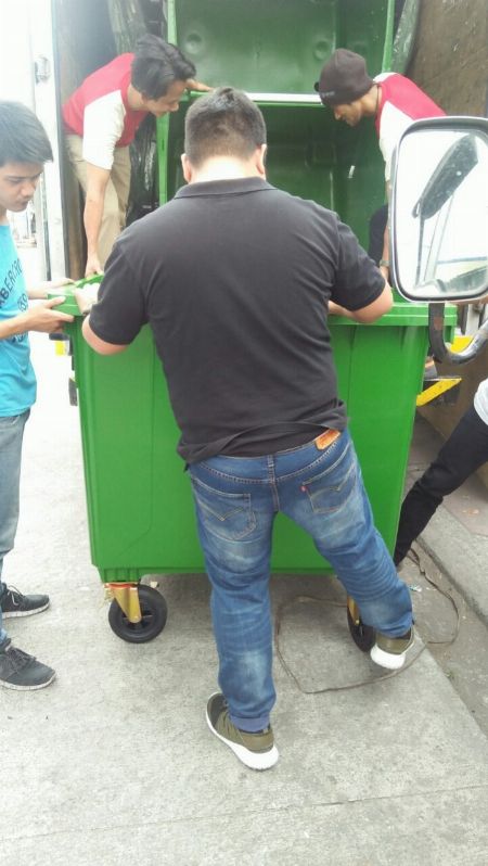 mobile trash bin -- All Outdoors & Gardens -- Metro Manila, Philippines