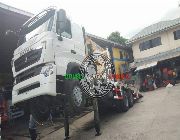 BOOM SELF LOADING -- Trucks & Buses -- Cavite City, Philippines