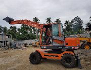 WHEEL TYPE EXCAVATOR -- Other Vehicles -- Cavite City, Philippines