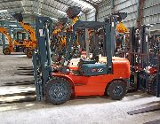 forklift -- Other Vehicles -- Cavite City, Philippines