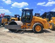 BULLDOZER -- Other Vehicles -- Metro Manila, Philippines