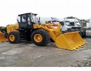 wheel loader payloader -- Other Vehicles -- Cavite City, Philippines