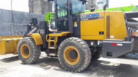 LW300FN 1.8m³ Xcmg Wheel loader -- Other Vehicles Metro Manila, Philippines