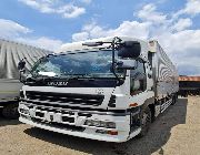 heavy equipments -- Trucks & Buses -- Valenzuela, Philippines