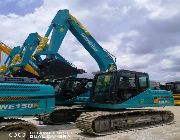 Trucks and Heavy Equipment -- Trucks & Buses -- Valenzuela, Philippines