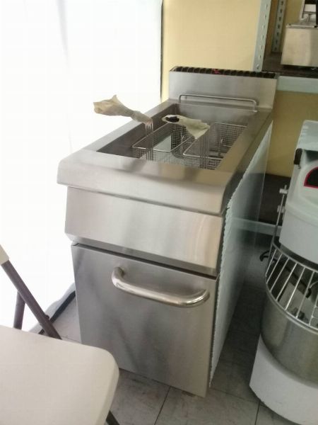 High Quality Gas Deep Fryer (30 liters) -- Food & Related Products Metro Manila, Philippines