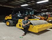 heavy equipments -- Trucks & Buses -- Batangas City, Philippines