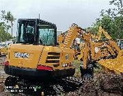 heavy equipments -- Trucks & Buses -- Batangas City, Philippines