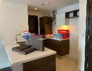 For Sale: Garden Tower 2 1BR  with parking -- Condo & Townhome -- Makati, Philippines
