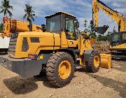 PAYLOADER -- Other Vehicles -- Batangas City, Philippines