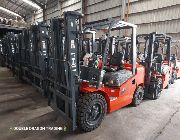 forklift -- Other Vehicles -- Batangas City, Philippines