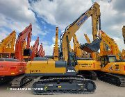 EXCAVATOR -- Other Vehicles -- Manila, Philippines