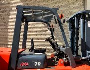 FORKLIFT, YAMA, 7 TONS, BRAND NEW, FOR SALE -- Everything Else -- Cavite City, Philippines