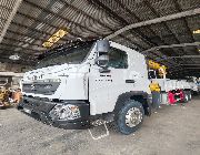 BOOM TRUCK -- Other Vehicles -- Manila, Philippines