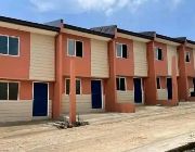 presellingtownhouseteresarizal -- Townhouses & Subdivisions -- Antipolo, Philippines