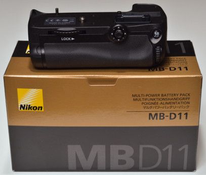 nikon battery grip, mb d11, mbd11, nikon mb d11, -- Camera Accessories Metro Manila, Philippines
