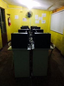 computers, -- Computer Monitors and LCDs -- Imus, Philippines